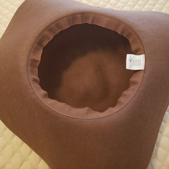 Hat - Picture 2 of 2